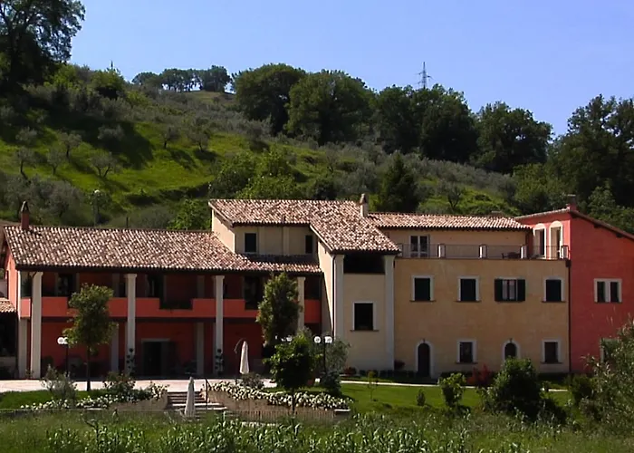 Il Borgo Del Fattore 폴리뇨