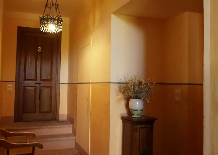 Il Borgo Del Fattore 3* 폴리뇨